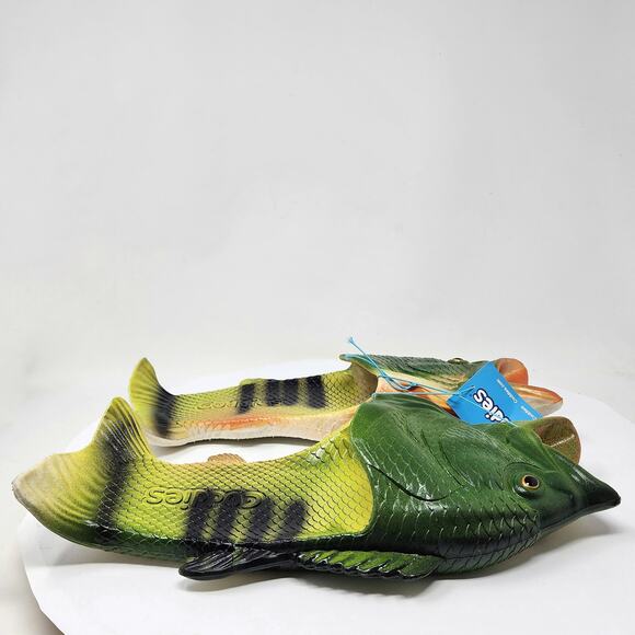 Coddies Fish Sandals Men 12-13 Green Rubber Bass Fisherman Gift Gag Gift NWT - Picture 3 of 11